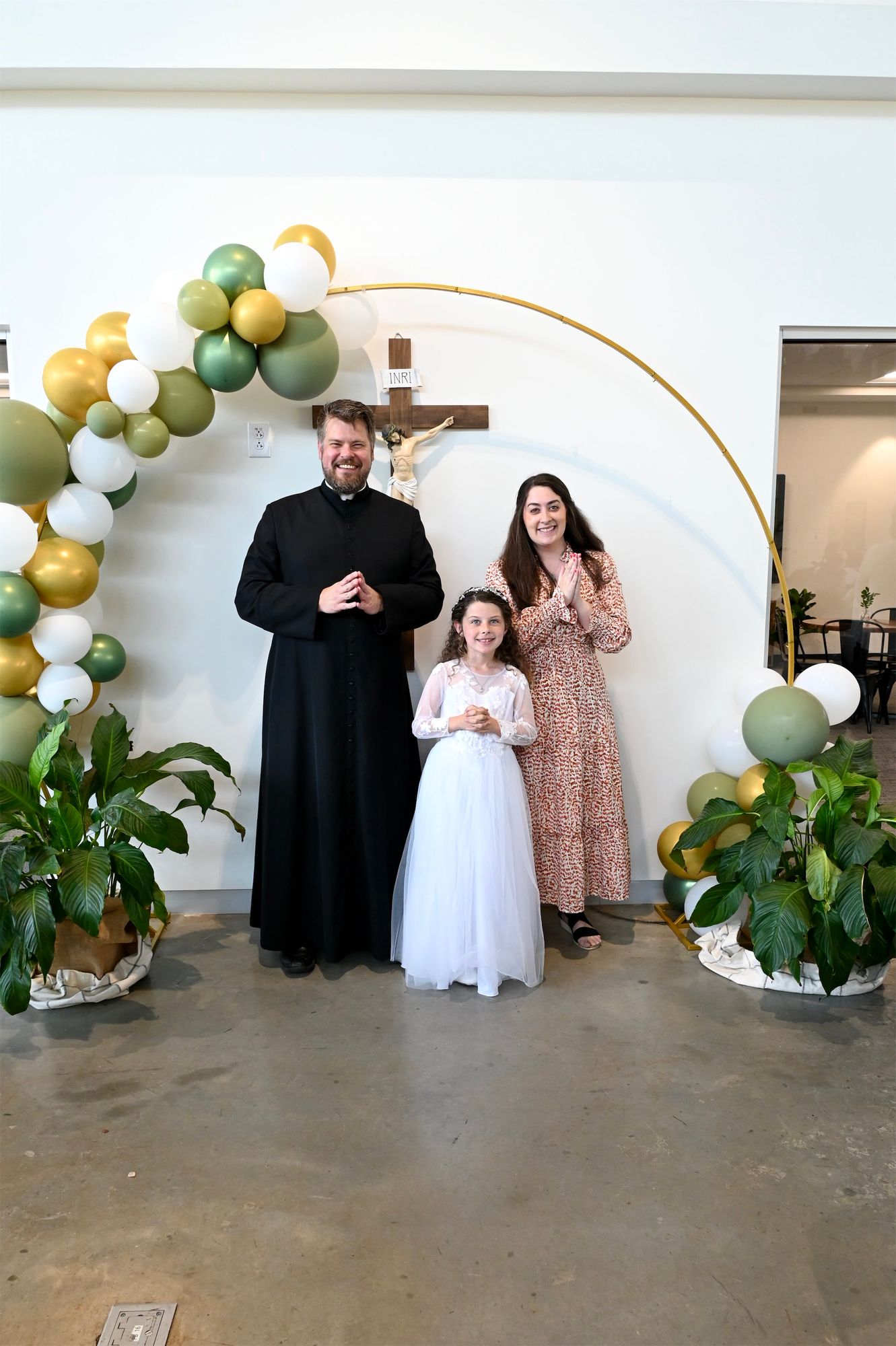 2025-04-05-first-communion-portraits-0211.jpg