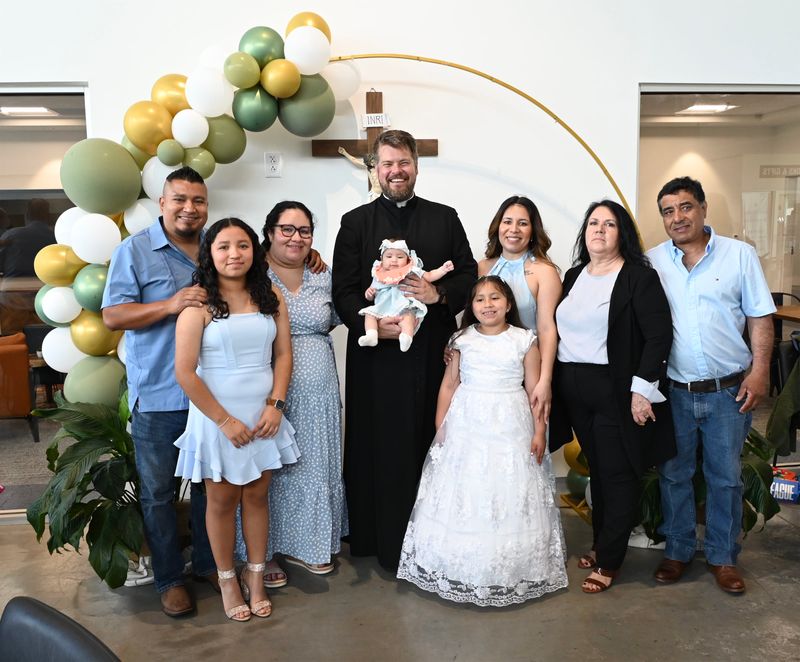 2025-04-05-first-communion-portraits-0222.jpg