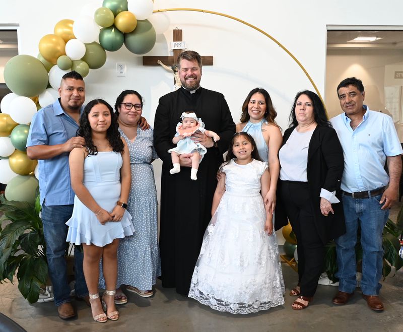 2025-04-05-first-communion-portraits-0224.jpg