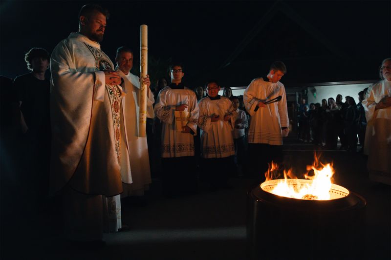 2025-04-19-easter-vigil-0002.jpg