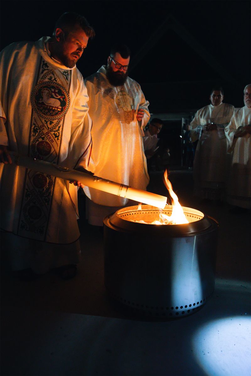 2025-04-19-easter-vigil-0005.jpg