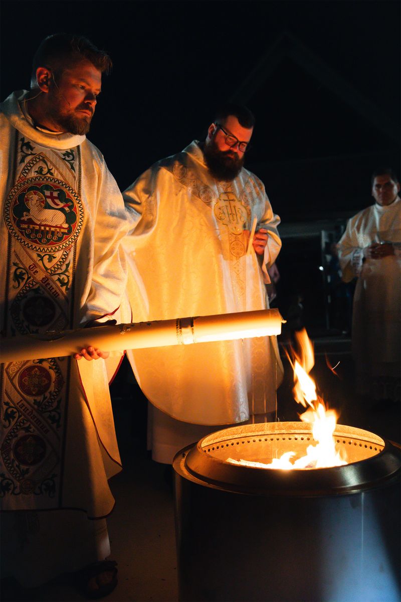 2025-04-19-easter-vigil-0006.jpg