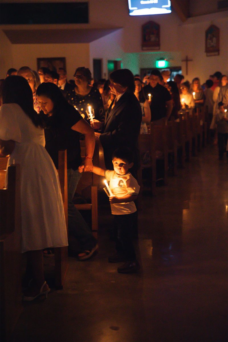 2025-04-19-easter-vigil-0027.jpg