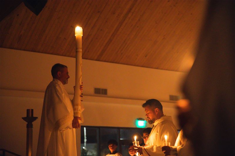 2025-04-19-easter-vigil-0030.jpg