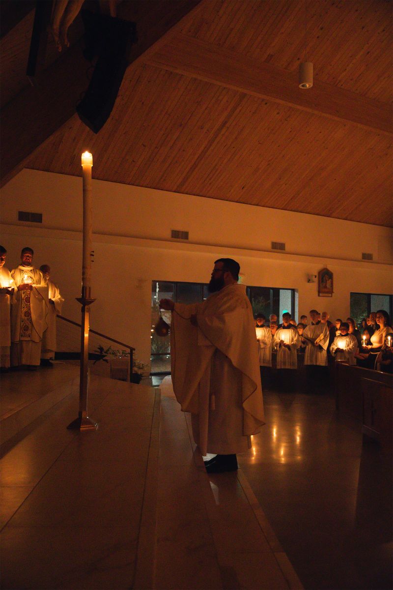 2025-04-19-easter-vigil-0034.jpg