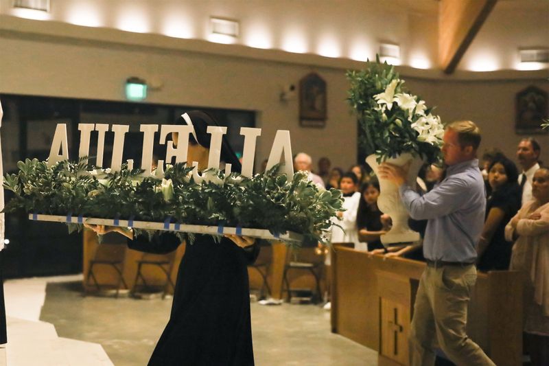 2025-04-19-easter-vigil-0040.jpg