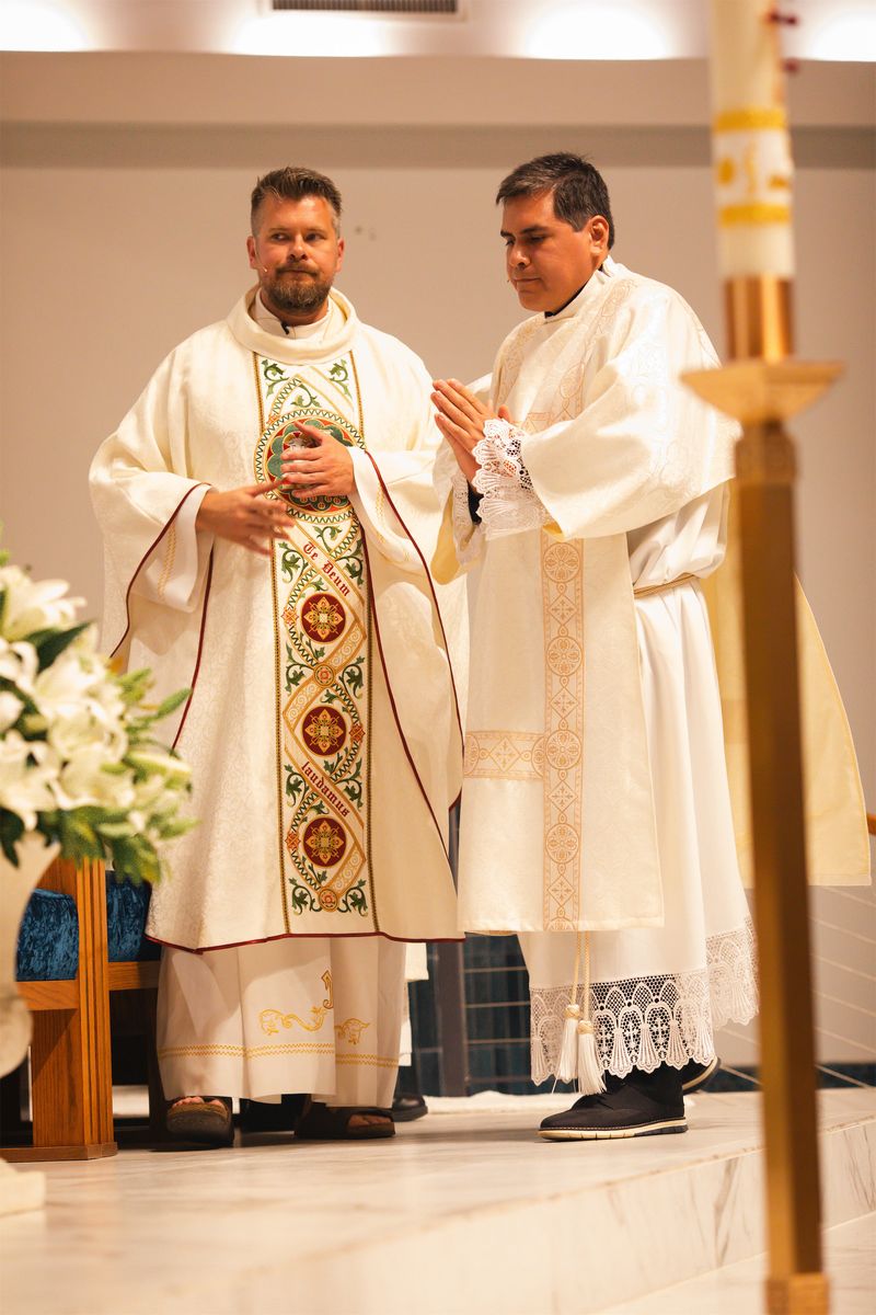 2025-04-19-easter-vigil-0051.jpg