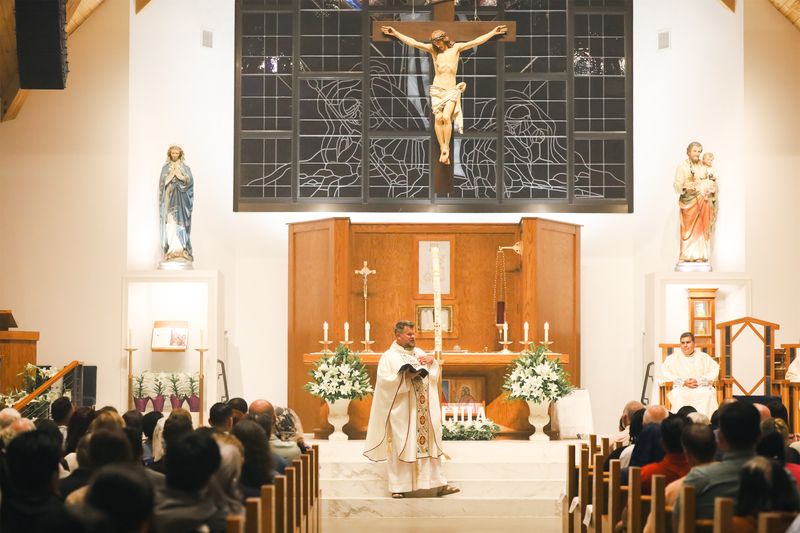 2025-04-19-easter-vigil-0054.jpg