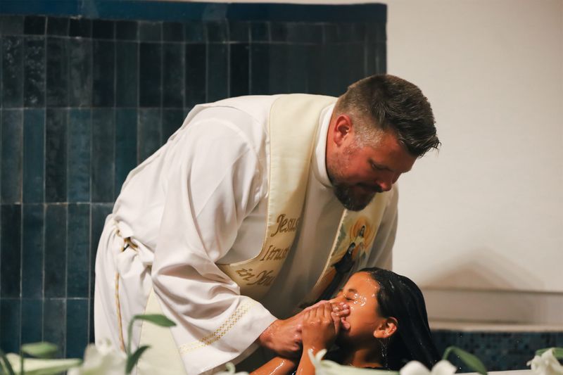 2025-04-19-easter-vigil-0081.jpg