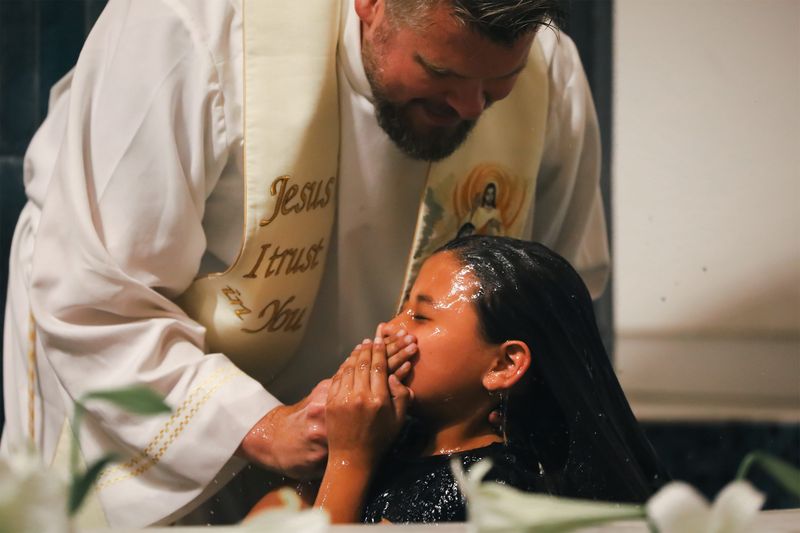 2025-04-19-easter-vigil-0083.jpg