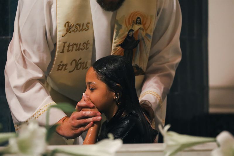 2025-04-19-easter-vigil-0091.jpg