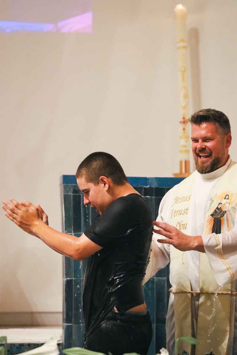 2025-04-19-easter-vigil-0124.jpg