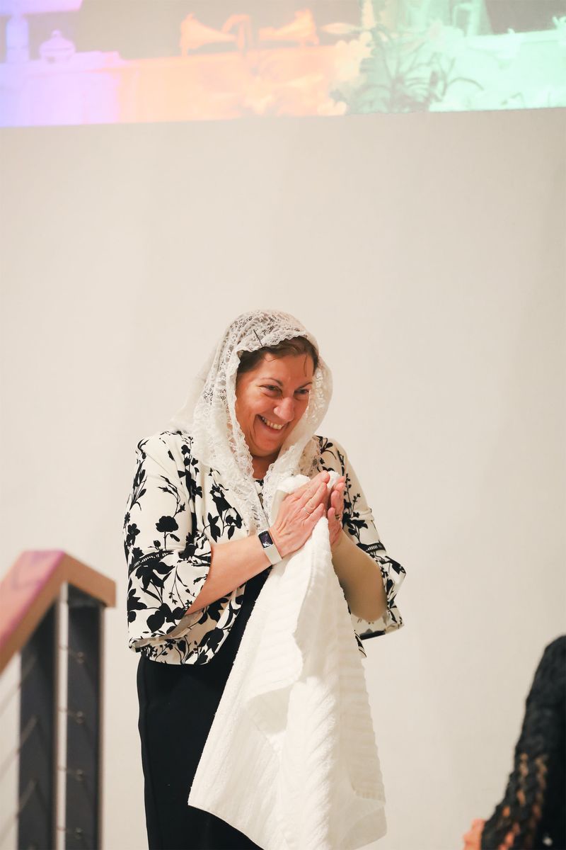 2025-04-19-easter-vigil-0138.jpg
