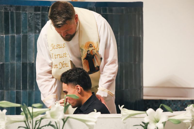 2025-04-19-easter-vigil-0166.jpg