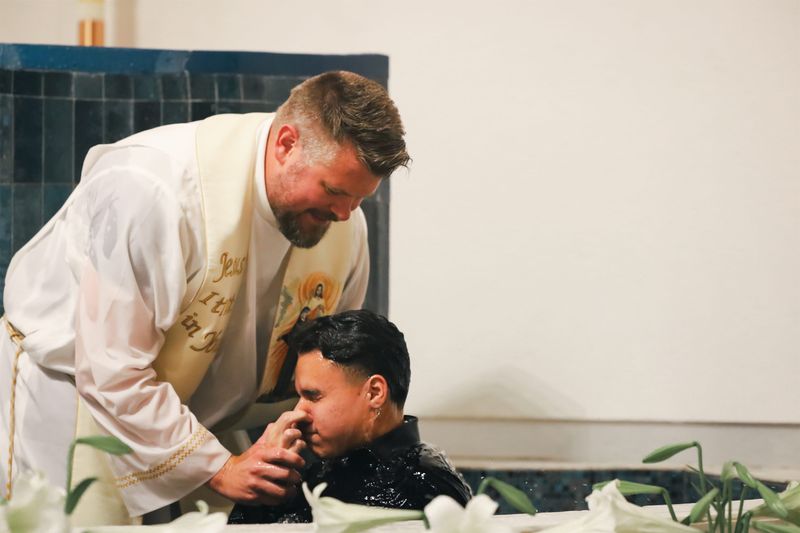 2025-04-19-easter-vigil-0169.jpg
