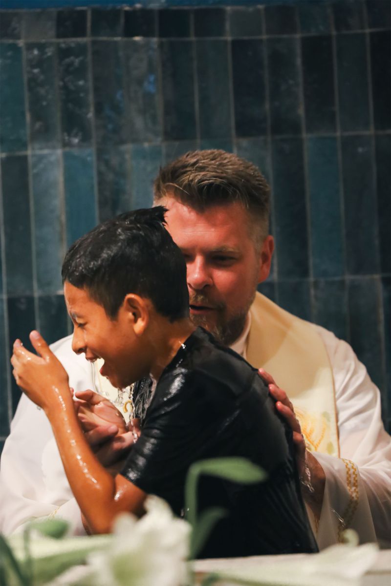 2025-04-19-easter-vigil-0189.jpg