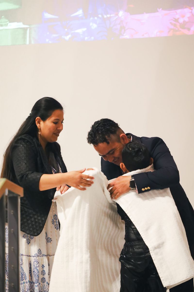 2025-04-19-easter-vigil-0195.jpg
