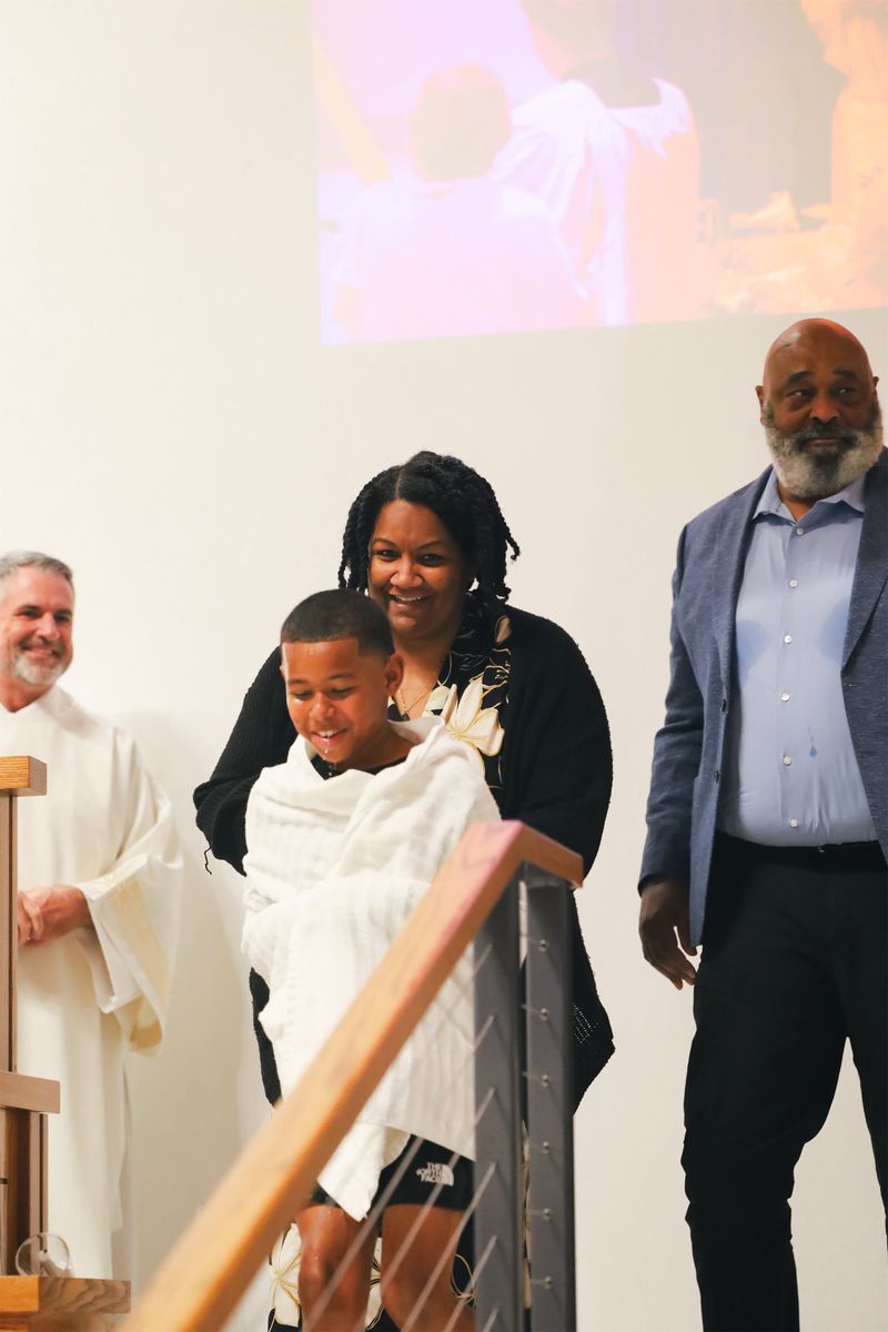 2025-04-19-easter-vigil-0203.jpg