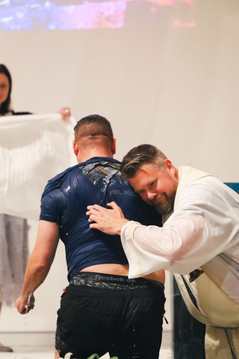 2025-04-19-easter-vigil-0208.jpg