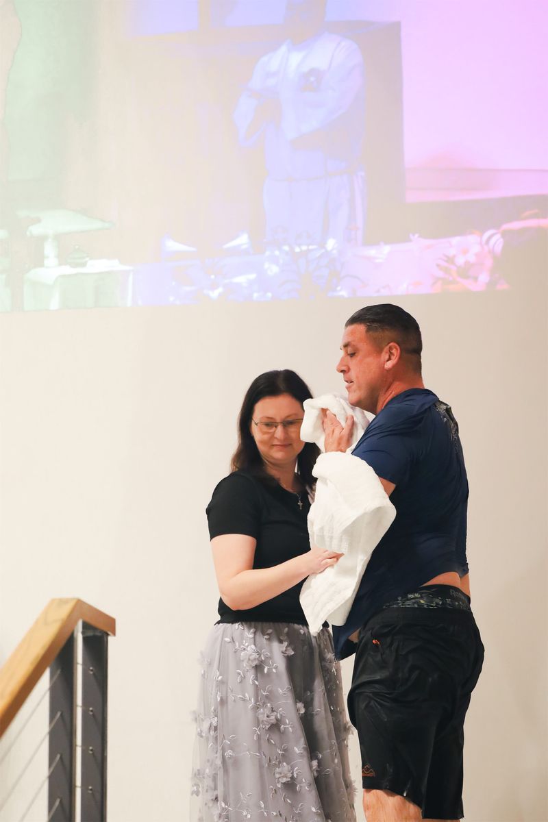 2025-04-19-easter-vigil-0209.jpg