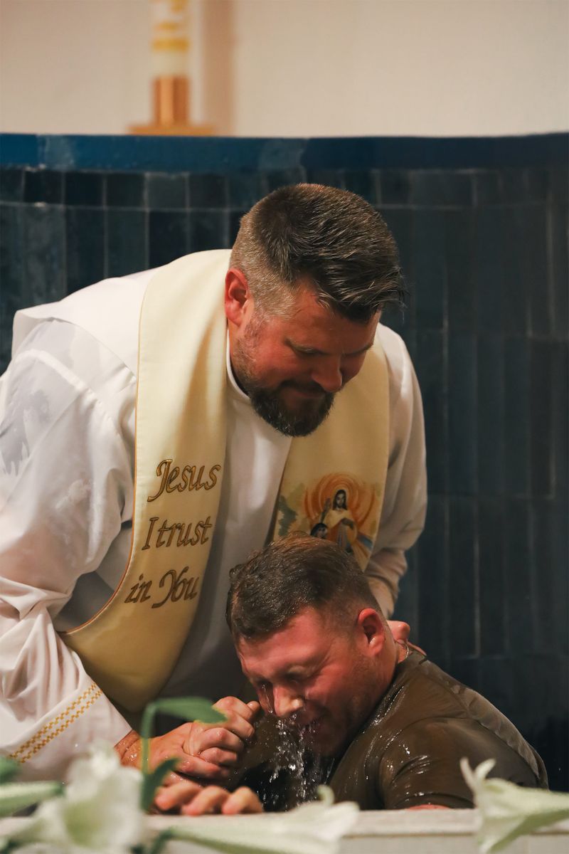2025-04-19-easter-vigil-0213.jpg
