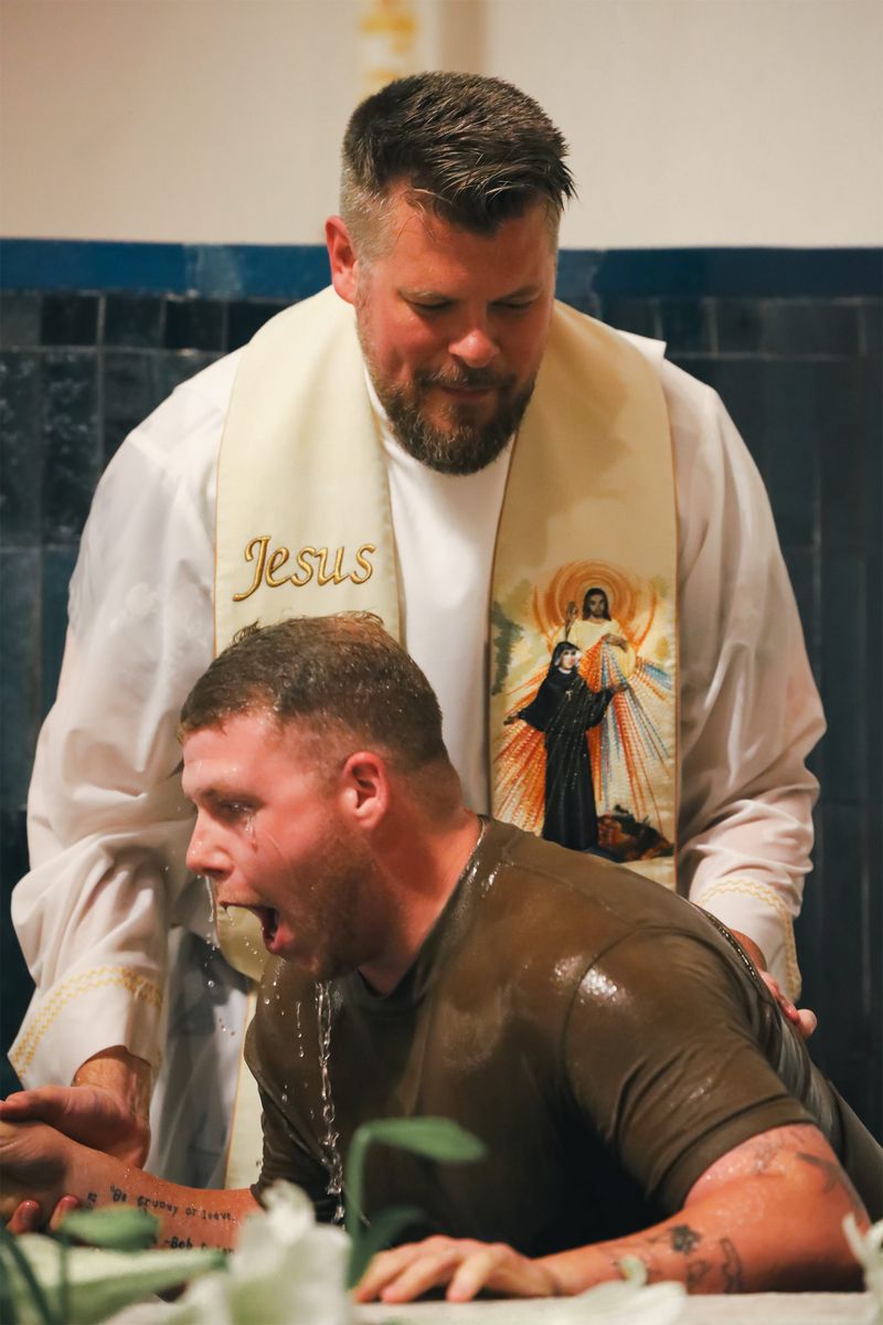 2025-04-19-easter-vigil-0214.jpg