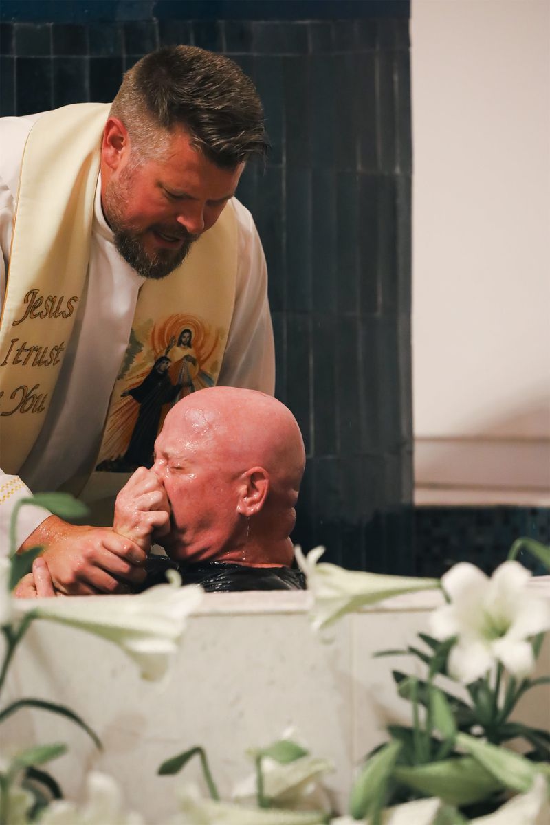 2025-04-19-easter-vigil-0222.jpg