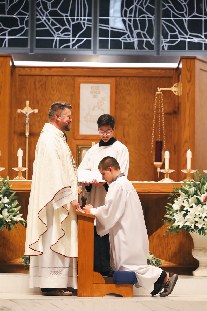 2025-04-19-easter-vigil-0241.jpg