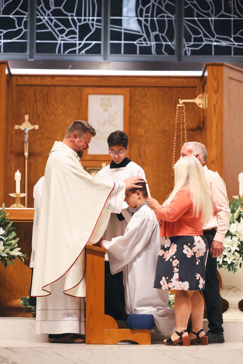 2025-04-19-easter-vigil-0242.jpg