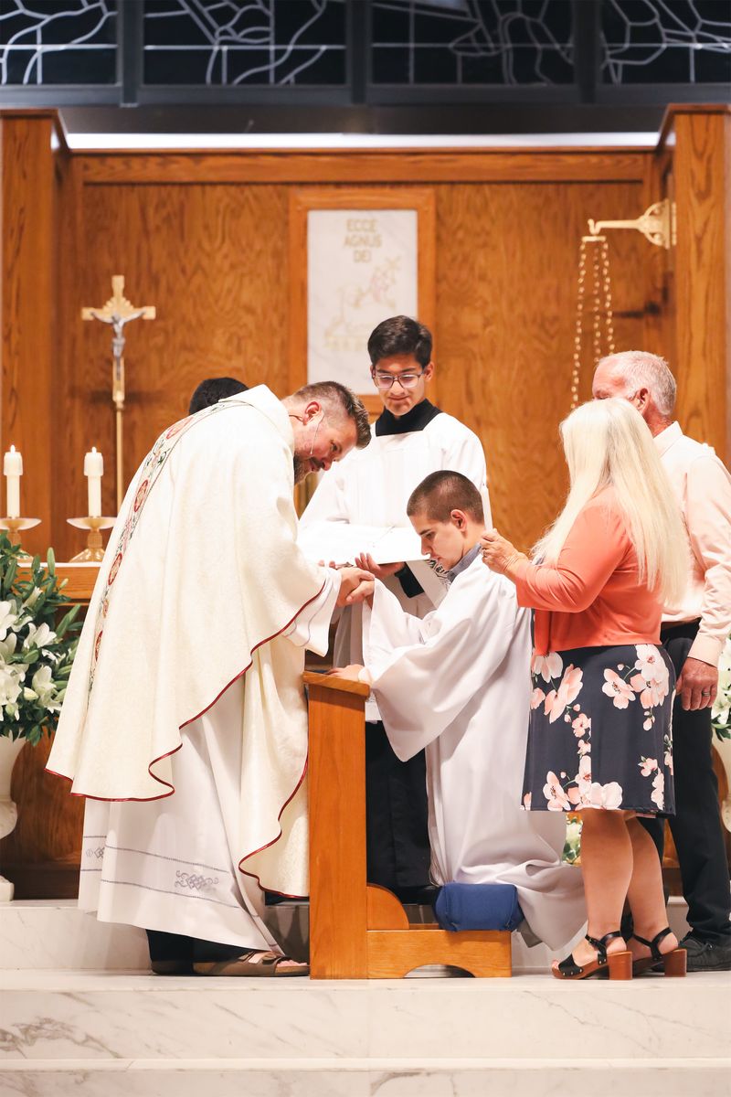 2025-04-19-easter-vigil-0243.jpg