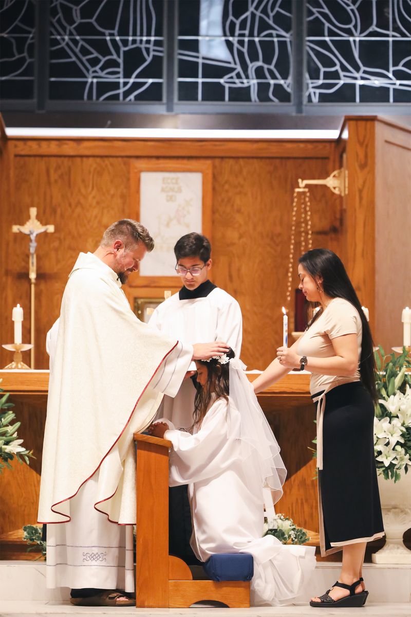 2025-04-19-easter-vigil-0249.jpg