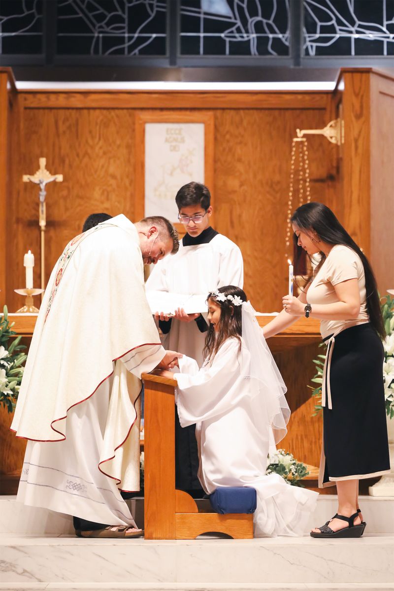 2025-04-19-easter-vigil-0252.jpg