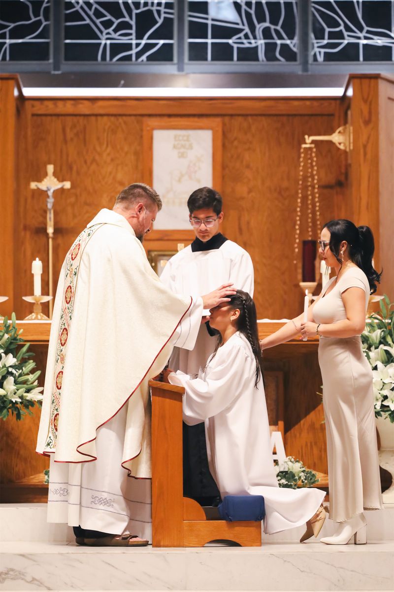 2025-04-19-easter-vigil-0263.jpg