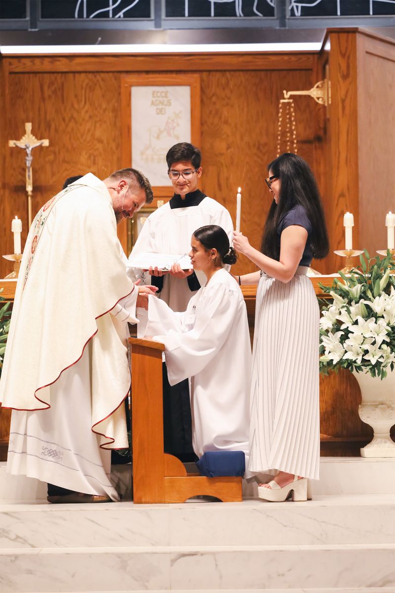 2025-04-19-easter-vigil-0276.jpg