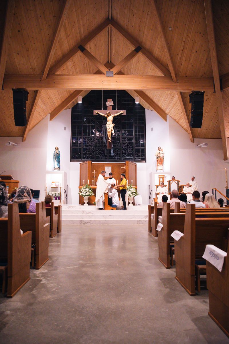 2025-04-19-easter-vigil-0280.jpg