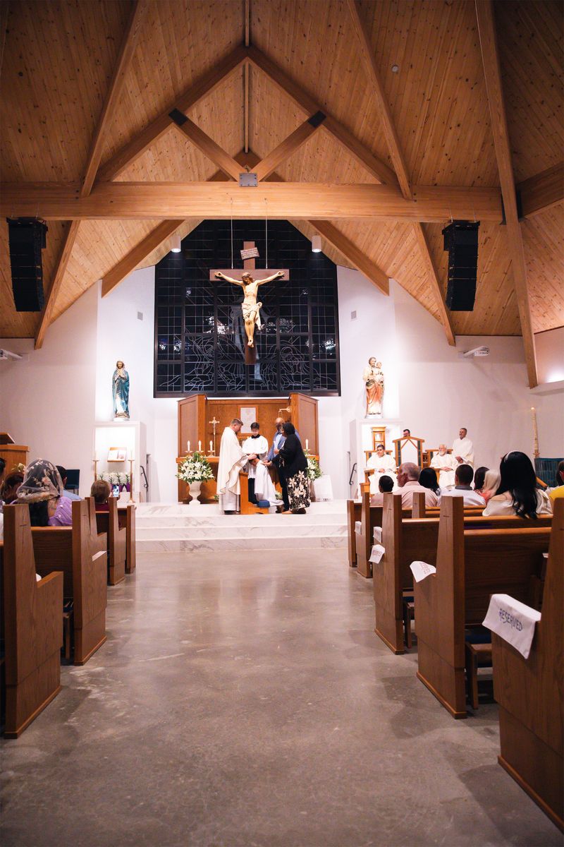 2025-04-19-easter-vigil-0288.jpg