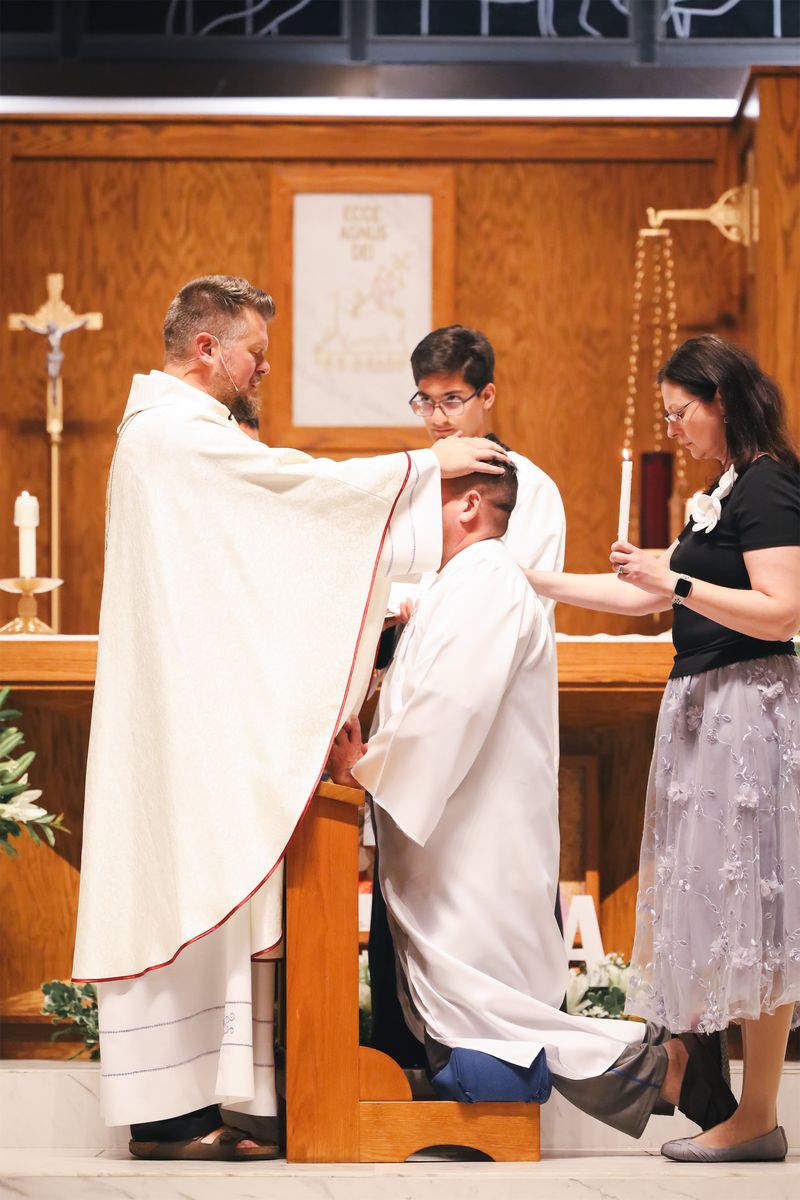 2025-04-19-easter-vigil-0291.jpg