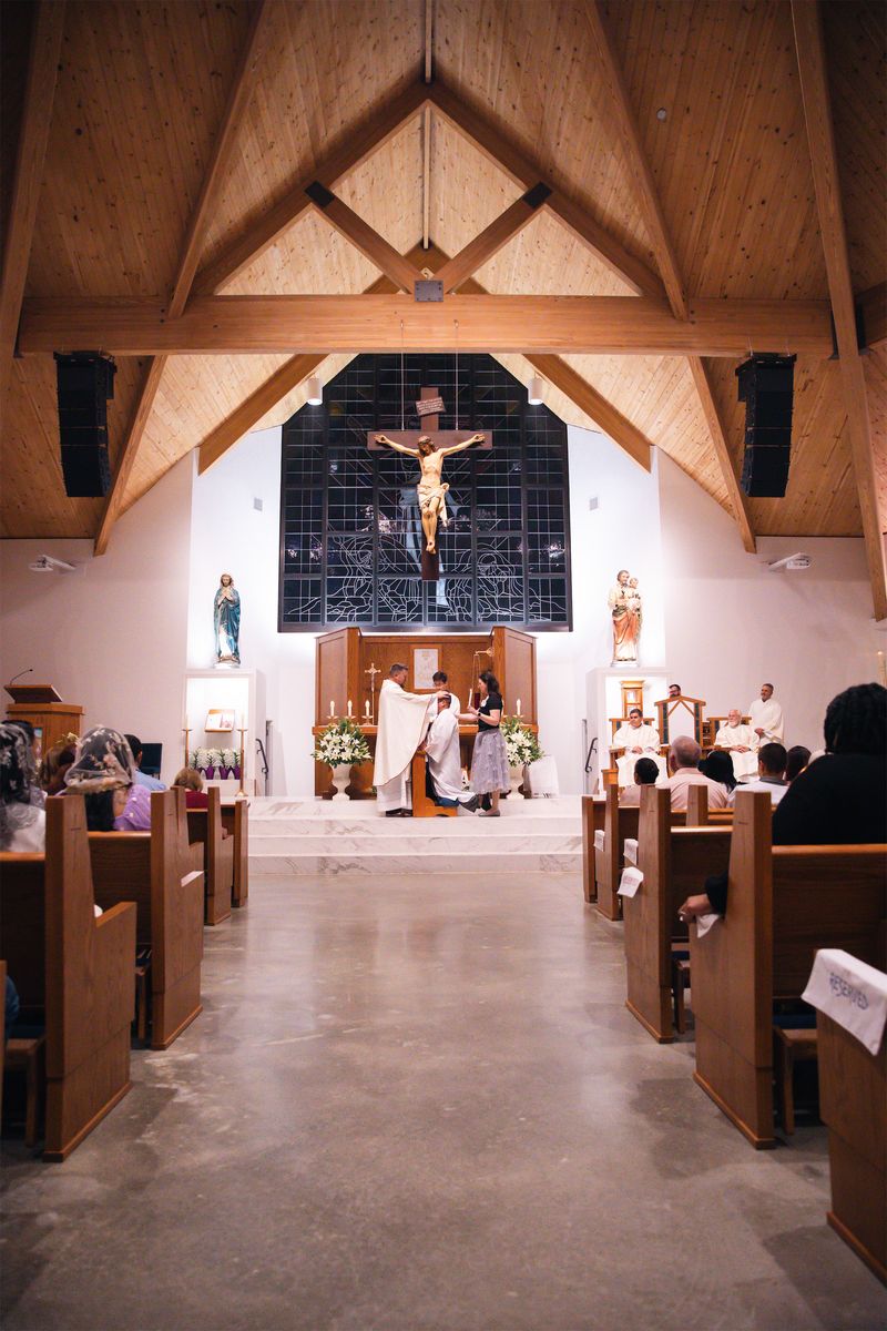 2025-04-19-easter-vigil-0293.jpg