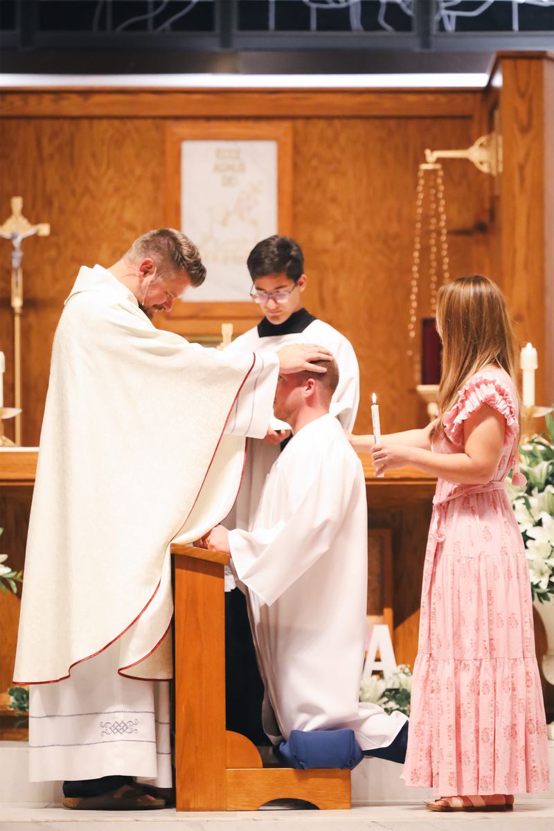 2025-04-19-easter-vigil-0295.jpg