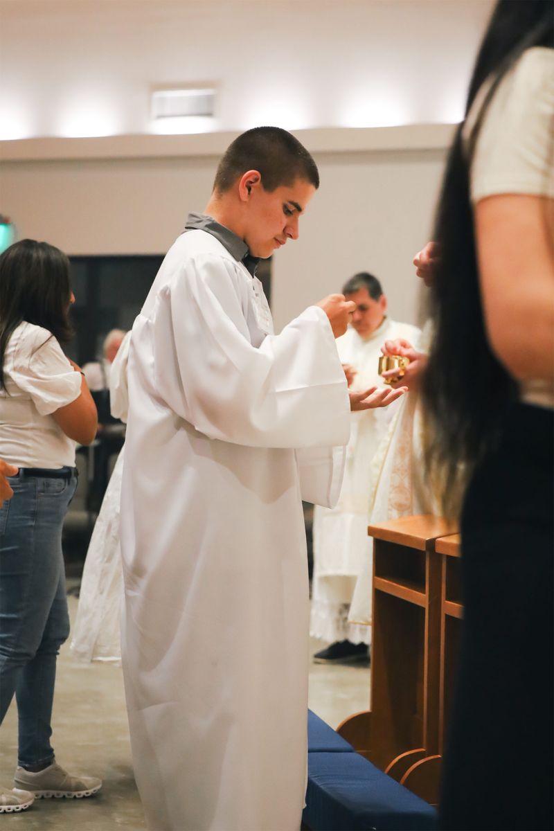 2025-04-19-easter-vigil-0335.jpg