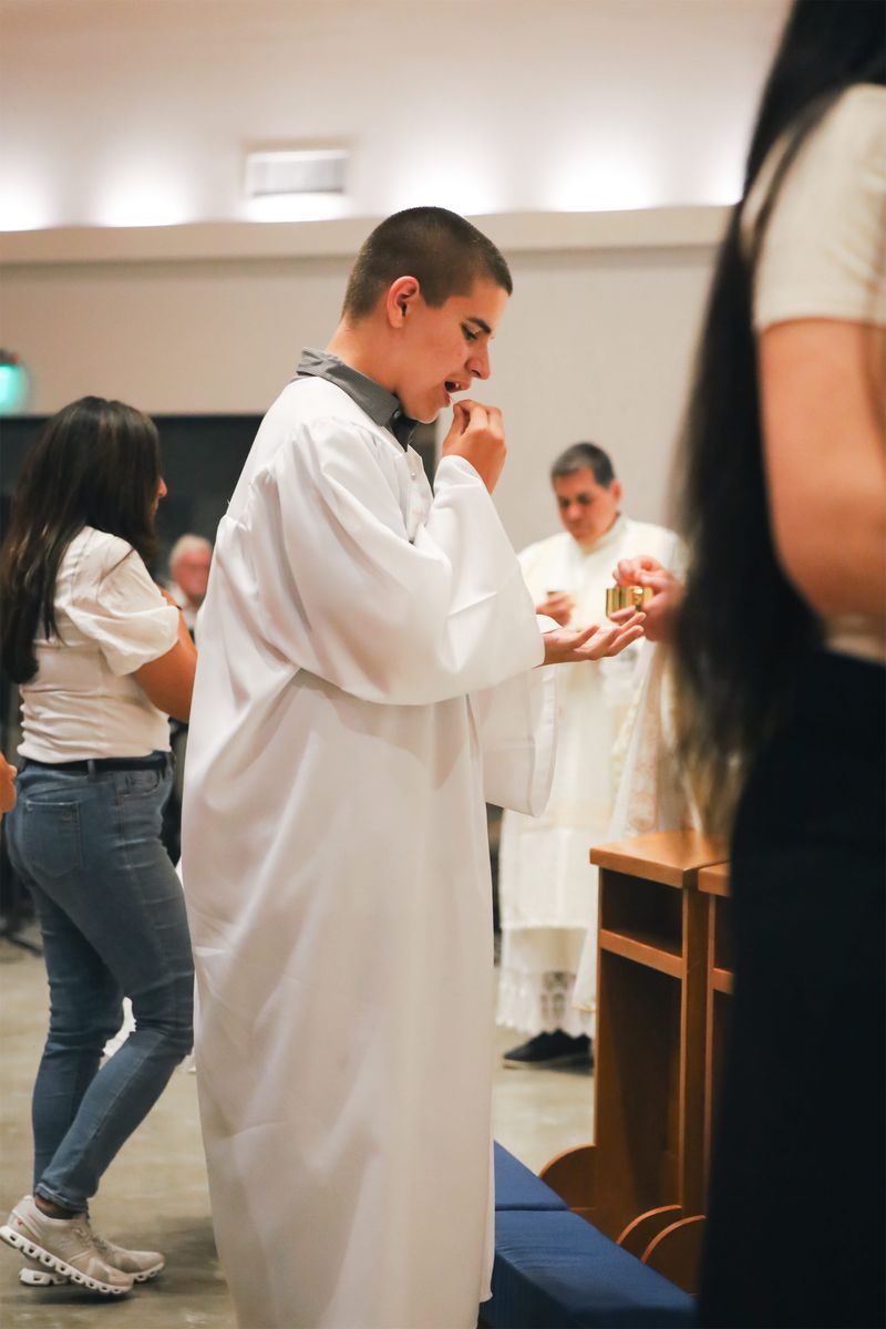2025-04-19-easter-vigil-0336.jpg