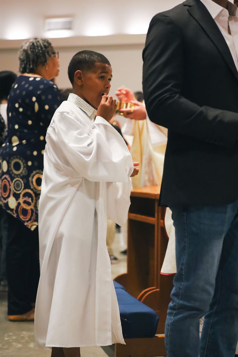 2025-04-19-easter-vigil-0353.jpg