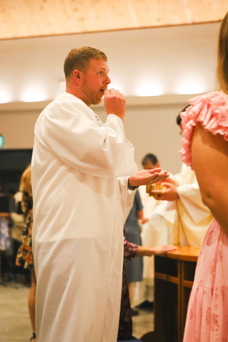 2025-04-19-easter-vigil-0362.jpg