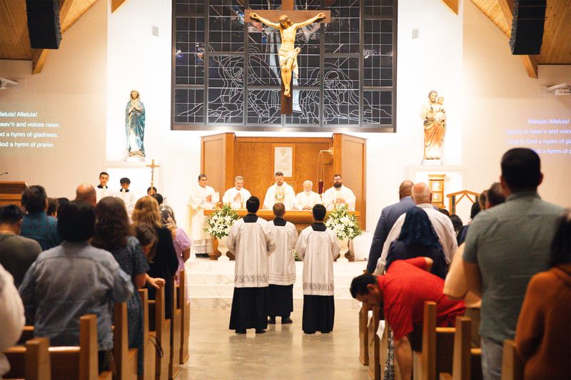 2025-04-19-easter-vigil-0367.jpg