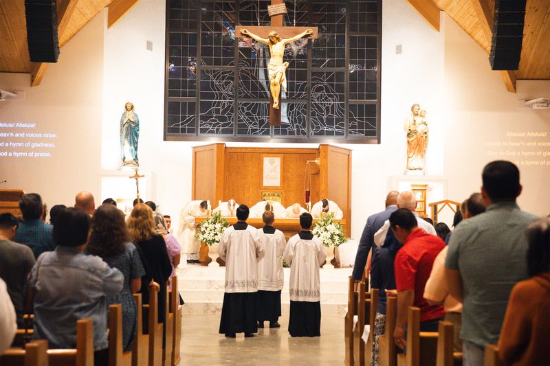 2025-04-19-easter-vigil-0368.jpg