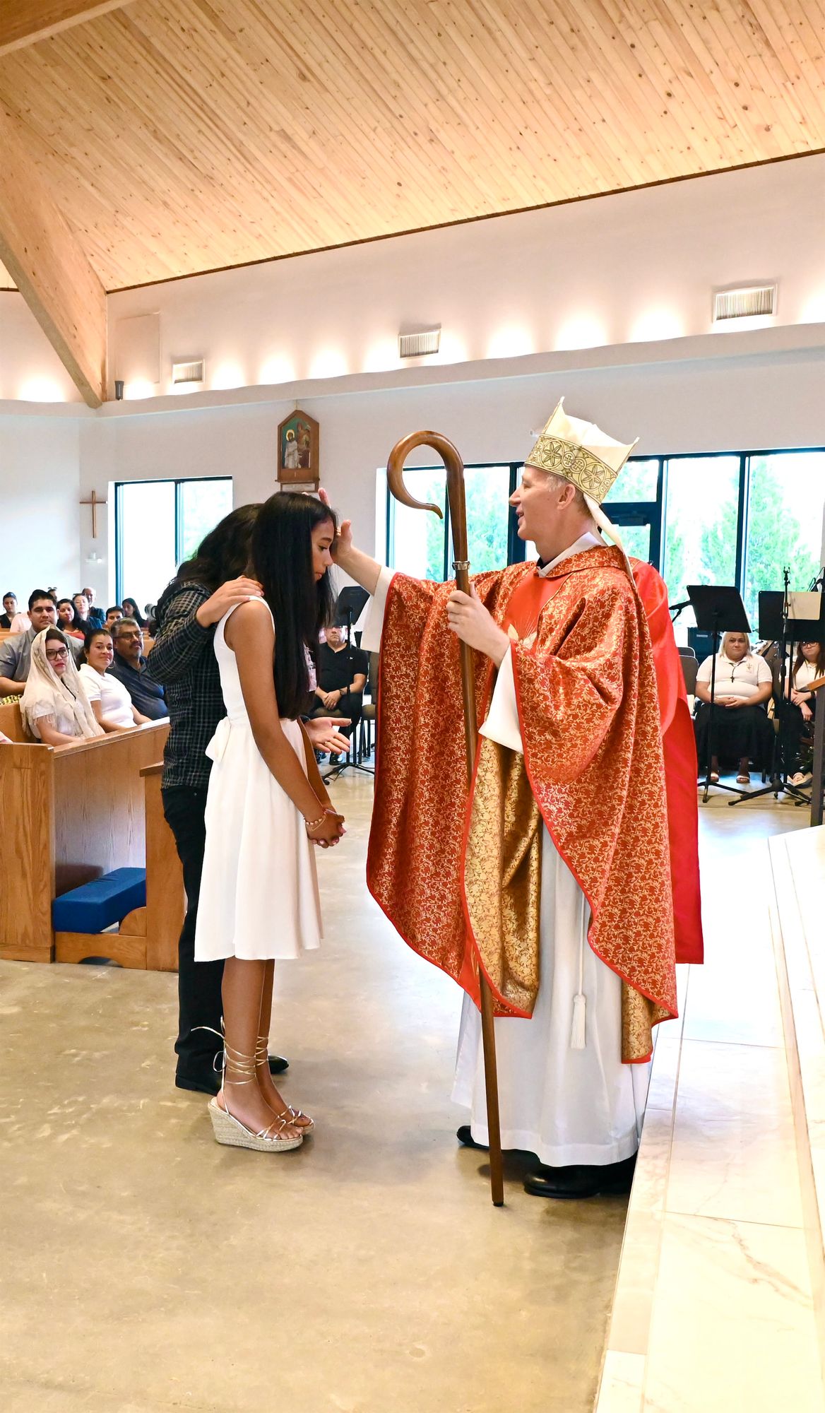 2025-09-21-confirmation-spanish-0105.jpg