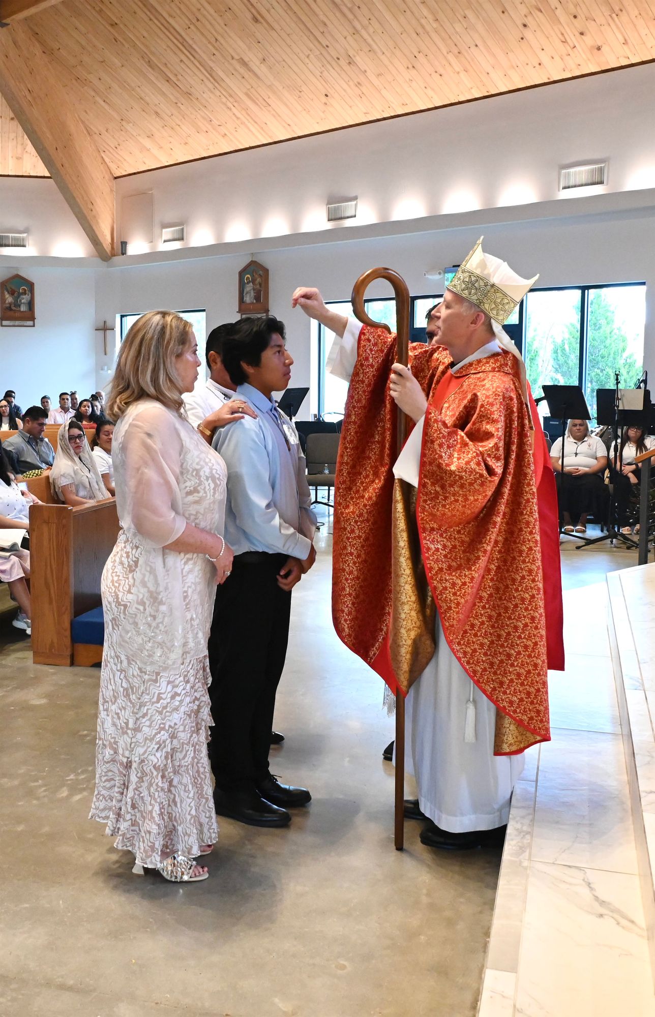 2025-09-21-confirmation-spanish-0117.jpg