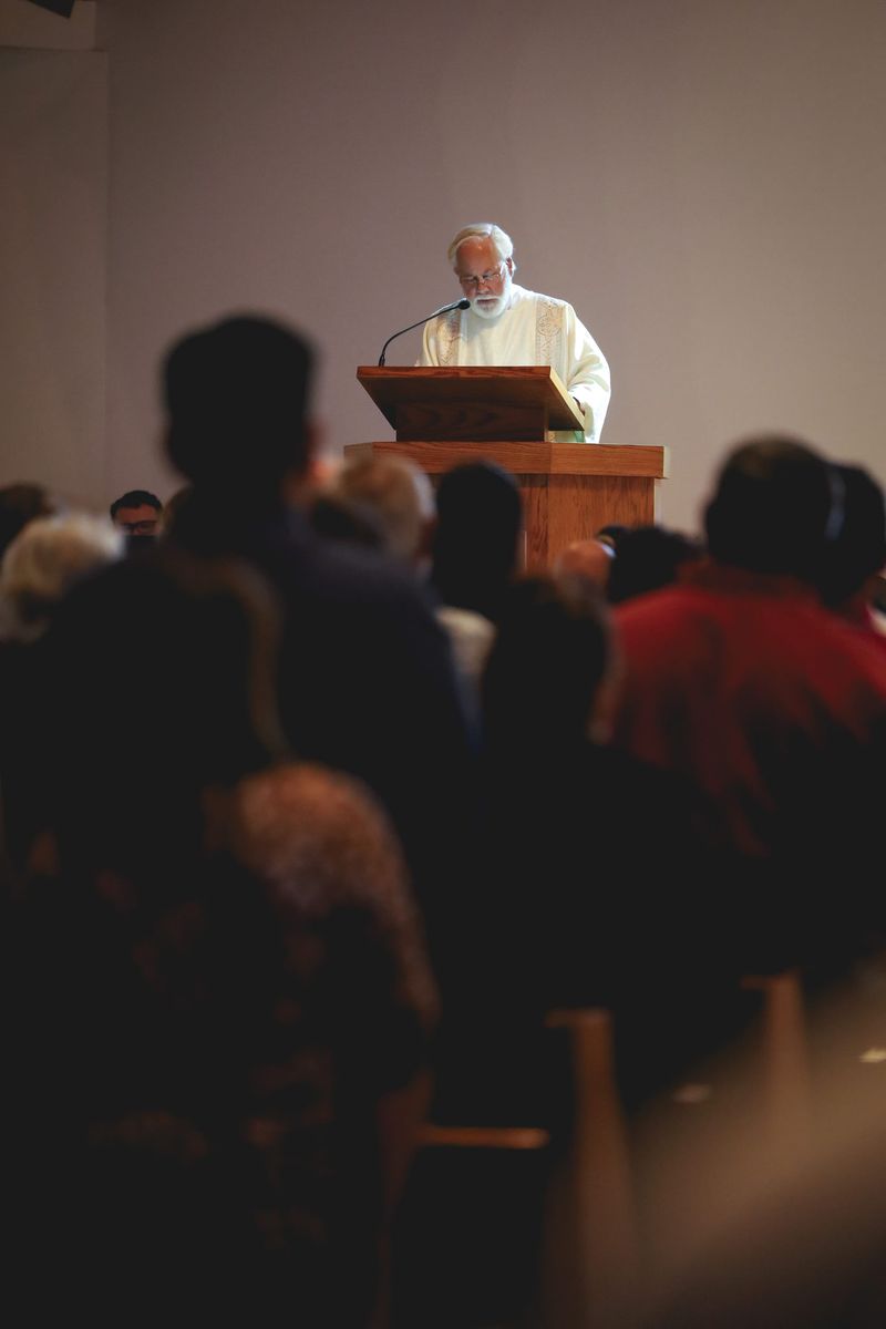 2025-11-23-fr-fernando-first-mass-0056.jpg