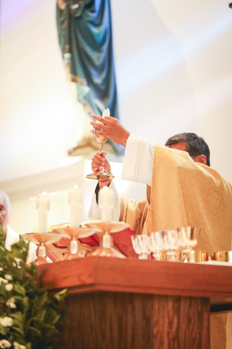 2025-11-23-fr-fernando-first-mass-0114.jpg