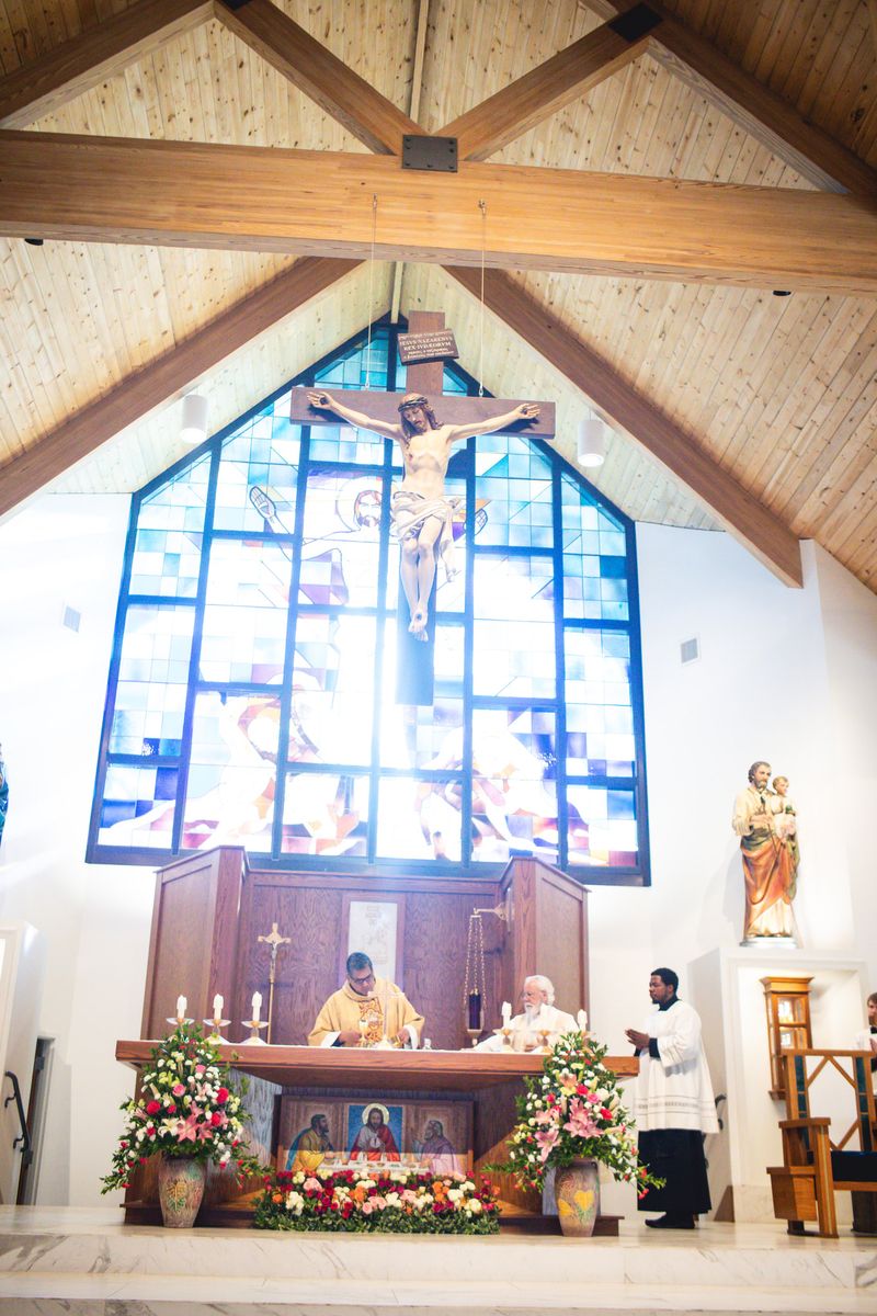 2025-11-23-fr-fernando-first-mass-0134.jpg